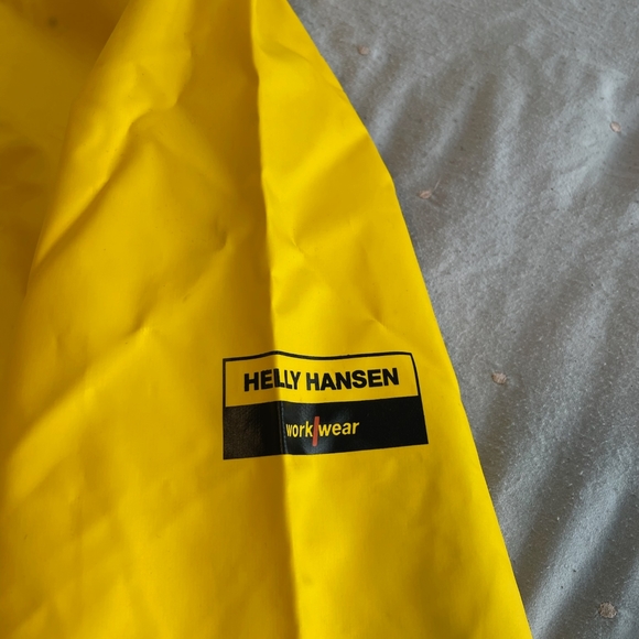 Helly Hansen workwear MANDAL WATERPROOF JACKET yellow men's size SMALL - Picture 3 of 7